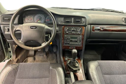turkoosi Volvo V70 1997 kuva 7.