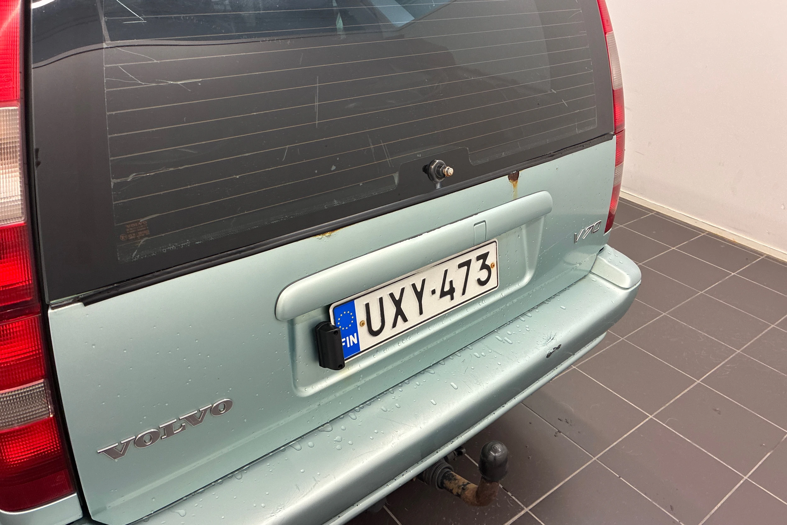 turkoosi Volvo V70 1997 kuva 23.