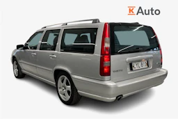 Harmaa Volvo V70 2000 kuva 2.