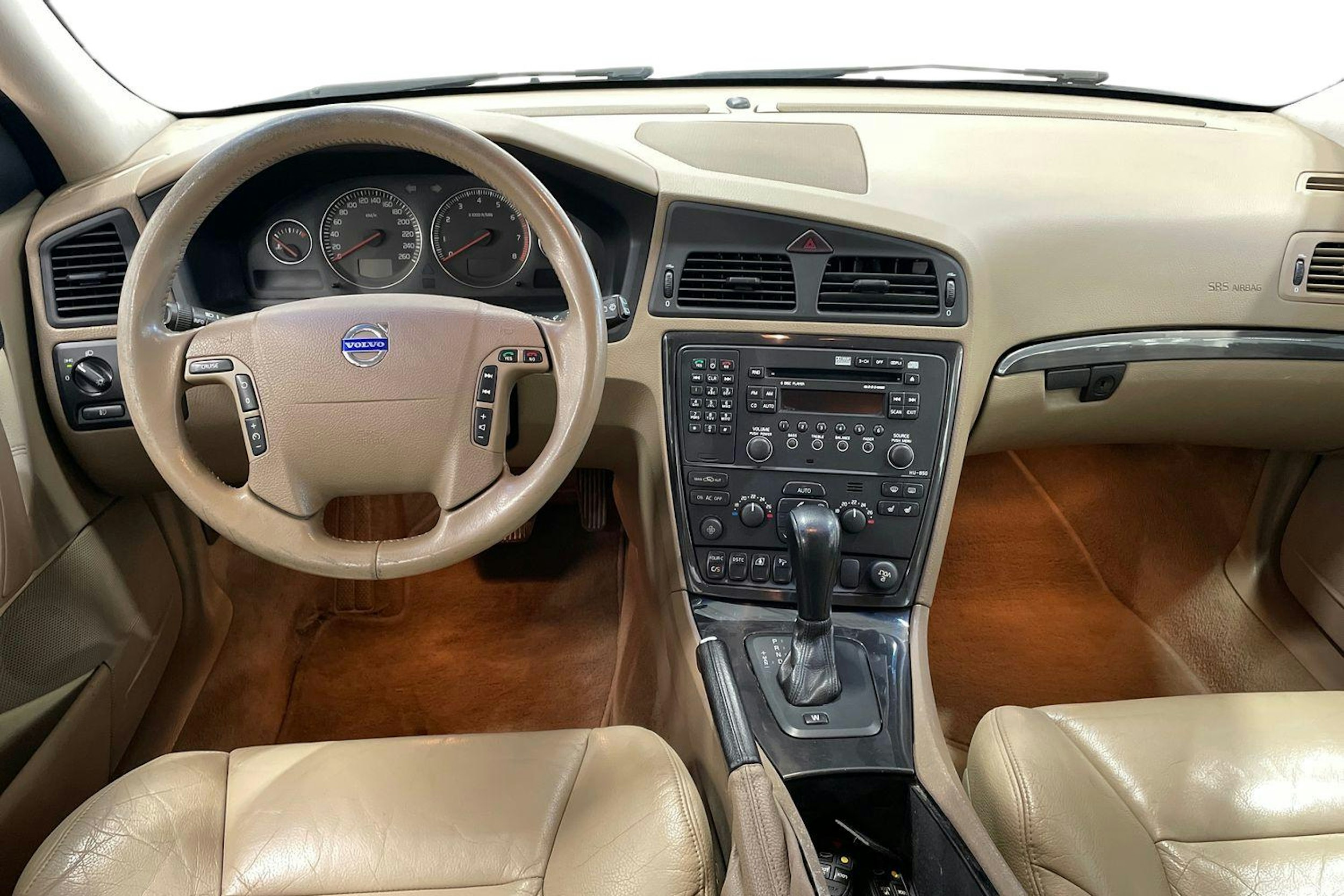 sininen Volvo V70 2005 kuva 9.