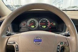 sininen Volvo V70 2005 kuva 15.