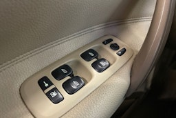 sininen Volvo V70 2005 kuva 20.