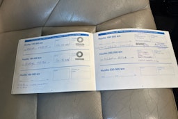 Musta Volvo V70 2004 kuva 19.