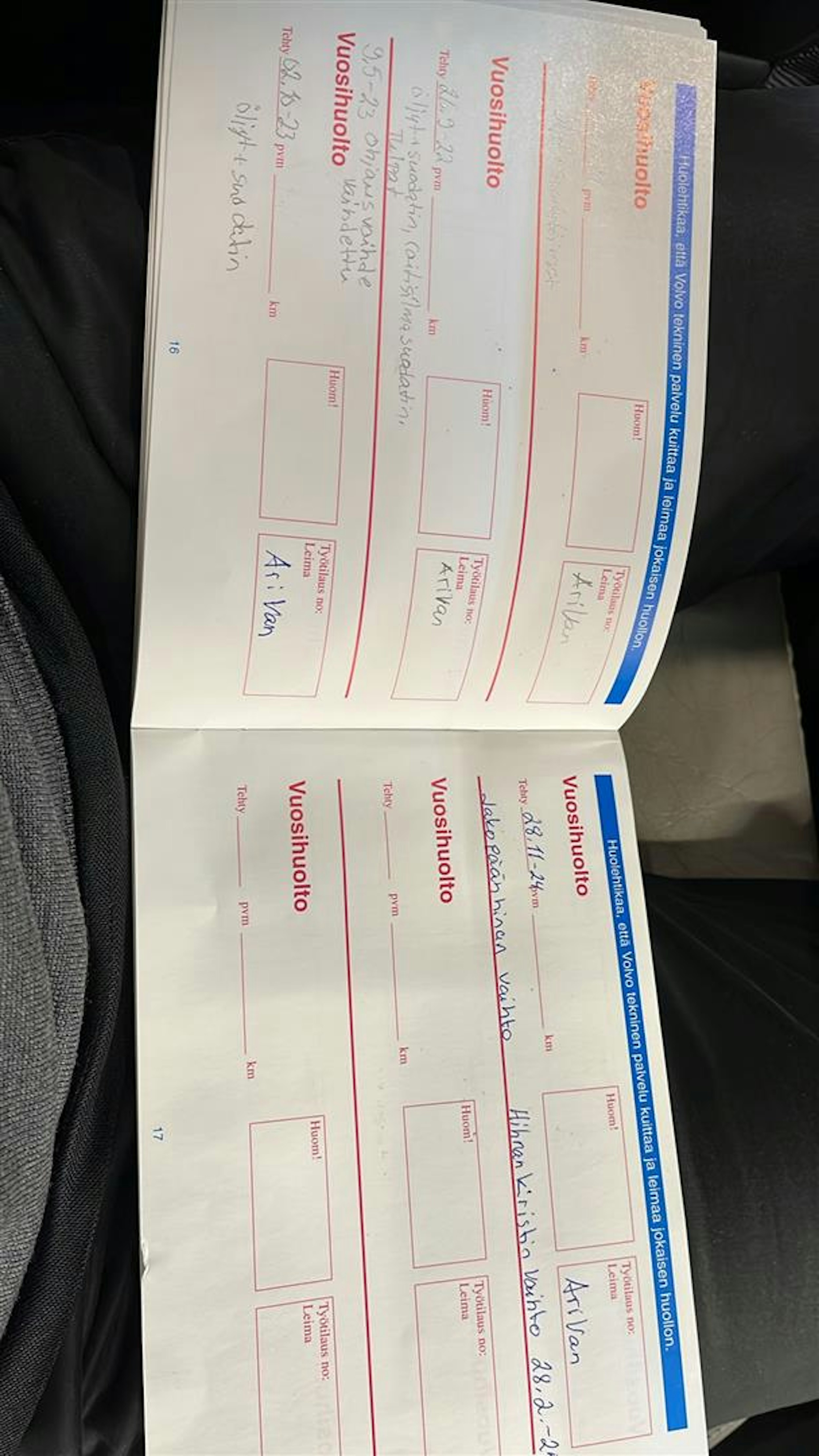 musta Volvo V70 2004 kuva 30.