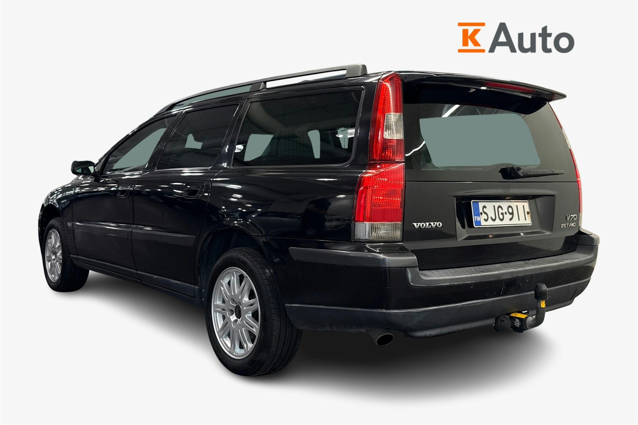 musta Volvo V70 2004 kuva 2.