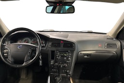musta Volvo V70 2004 kuva 9.