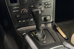 musta Volvo V70 2004 kuva 20.