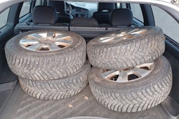 Hopea Volvo V70 2004 kuva 15.