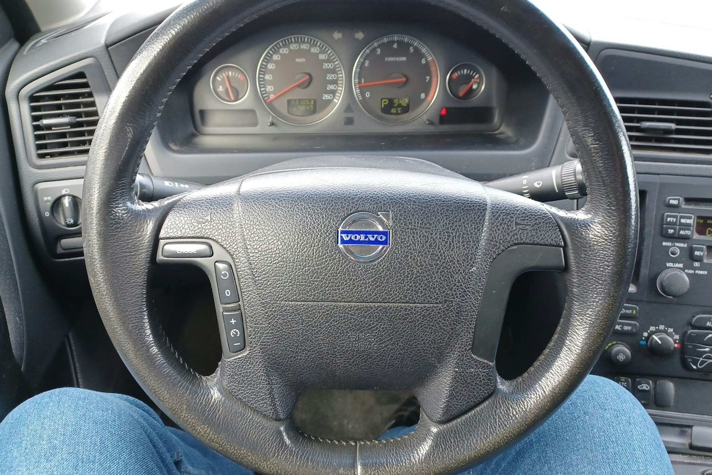 Hopea Volvo V70 2004 kuva 23.