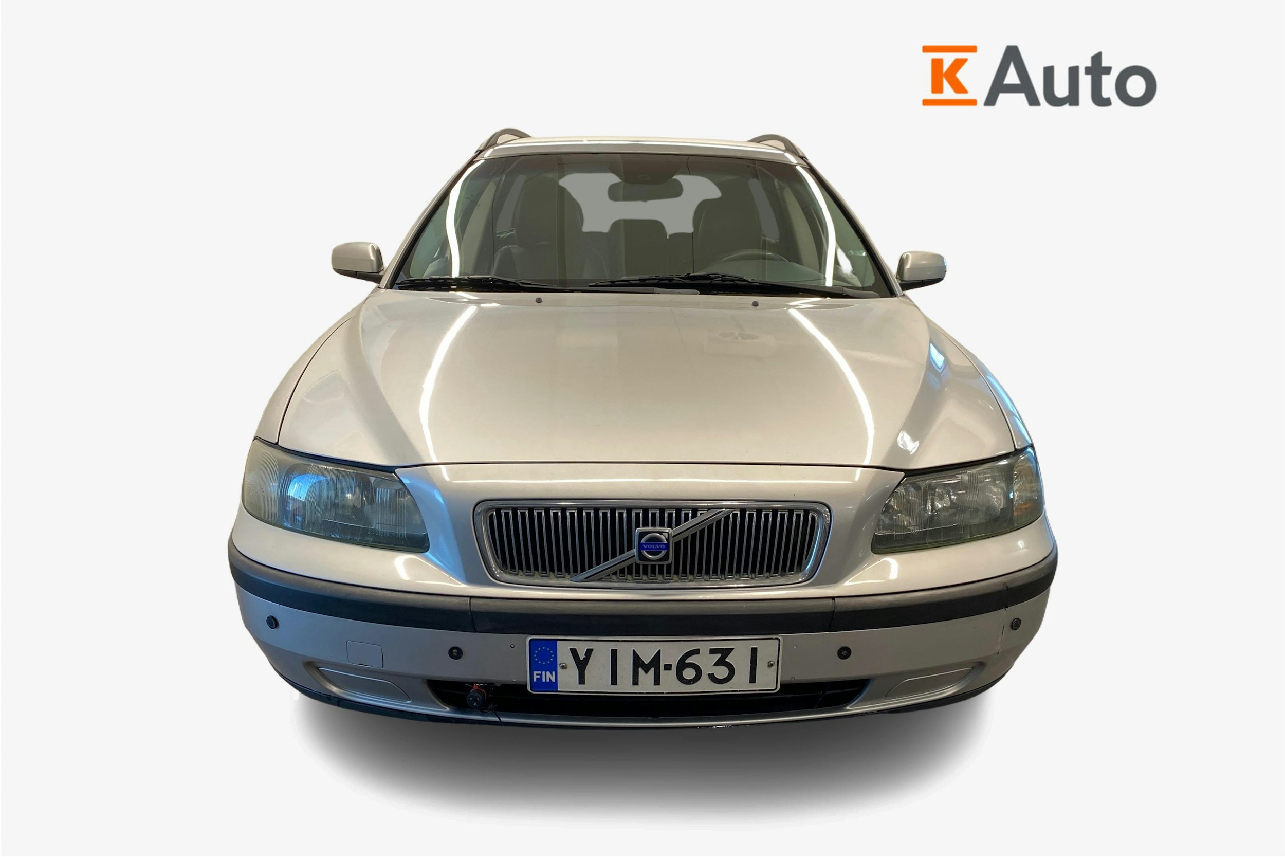 harmaa Volvo V70 2004 kuva 4.