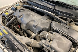 harmaa Volvo V70 2004 kuva 39.