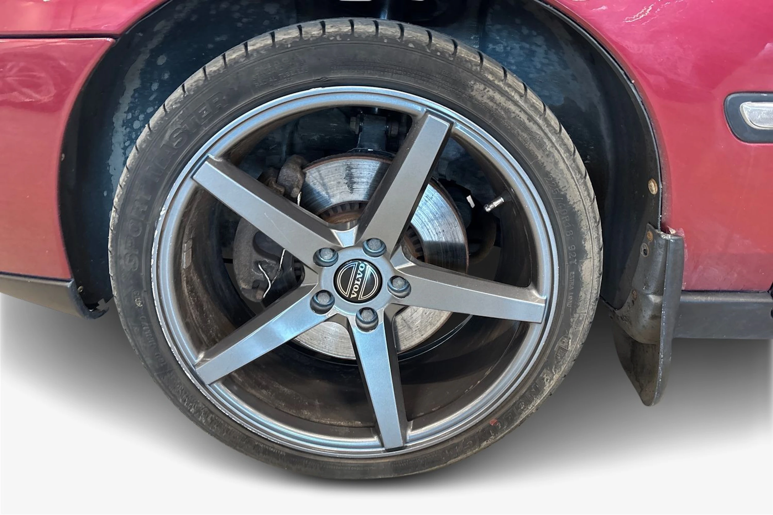 punainen Volvo V70 2003 kuva 9.