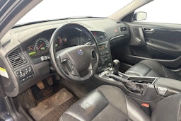 sininen Volvo V70 2005 kuva 6.