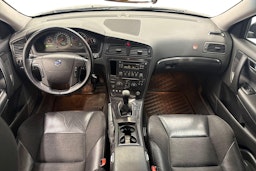 sininen Volvo V70 2005 kuva 7.