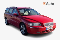 punainen Volvo V70 2005 kuva 1.