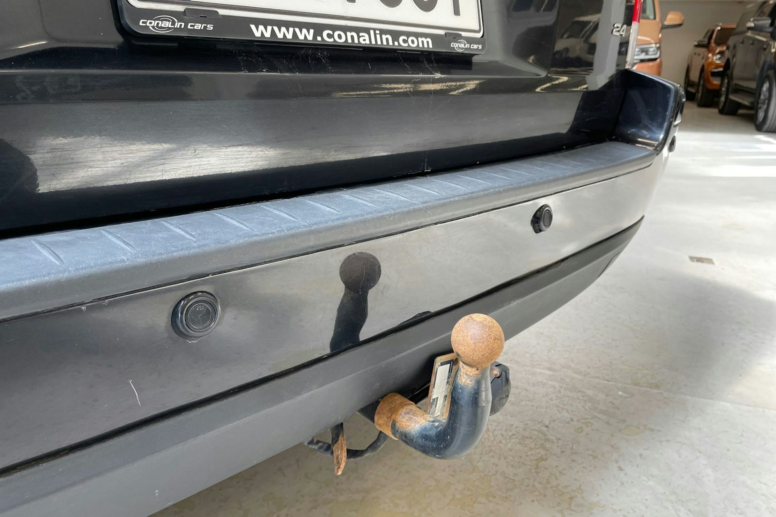 musta Volvo V70 2006 kuva 18.