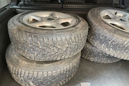 musta Volvo V70 2006 kuva 19.