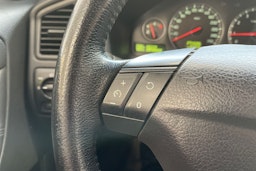 musta Volvo V70 2006 kuva 29.