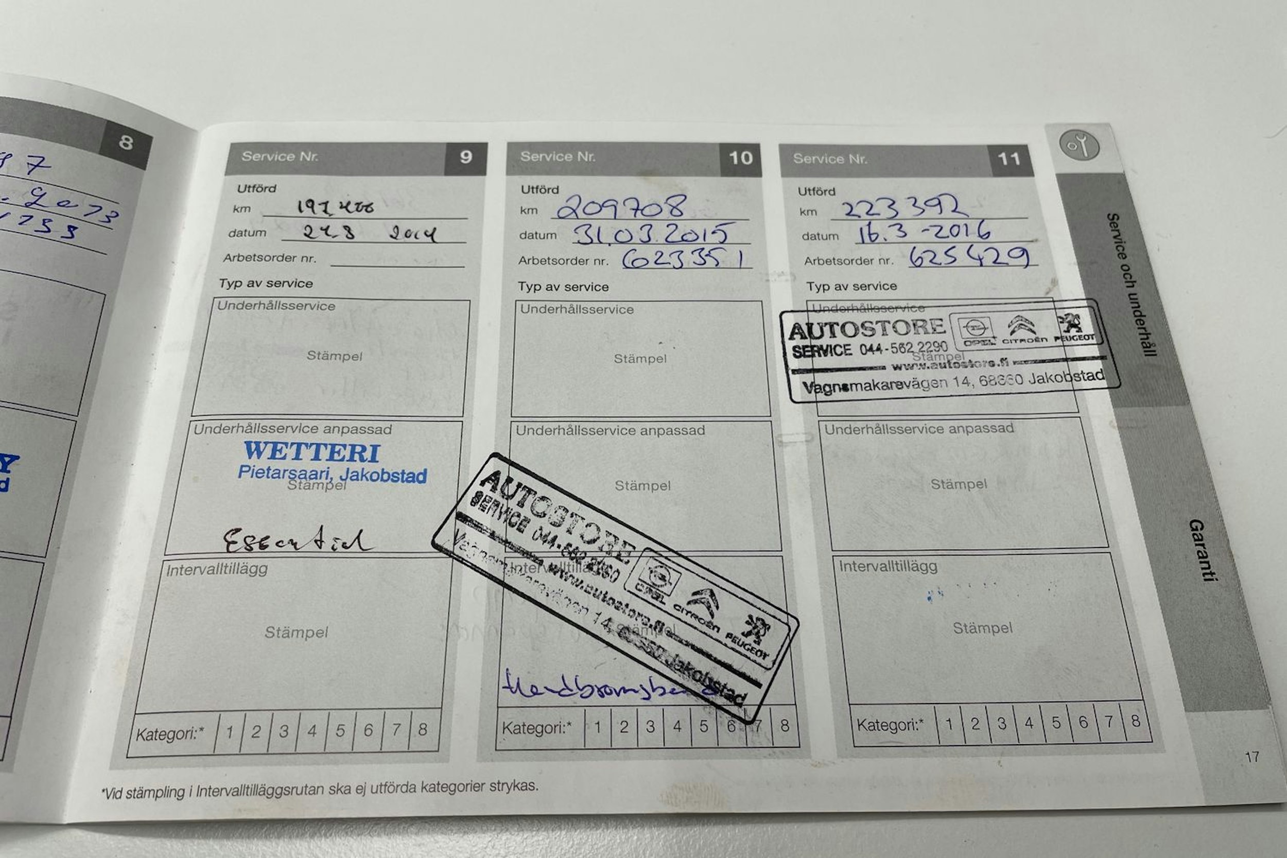 musta Volvo V70 2006 kuva 33.