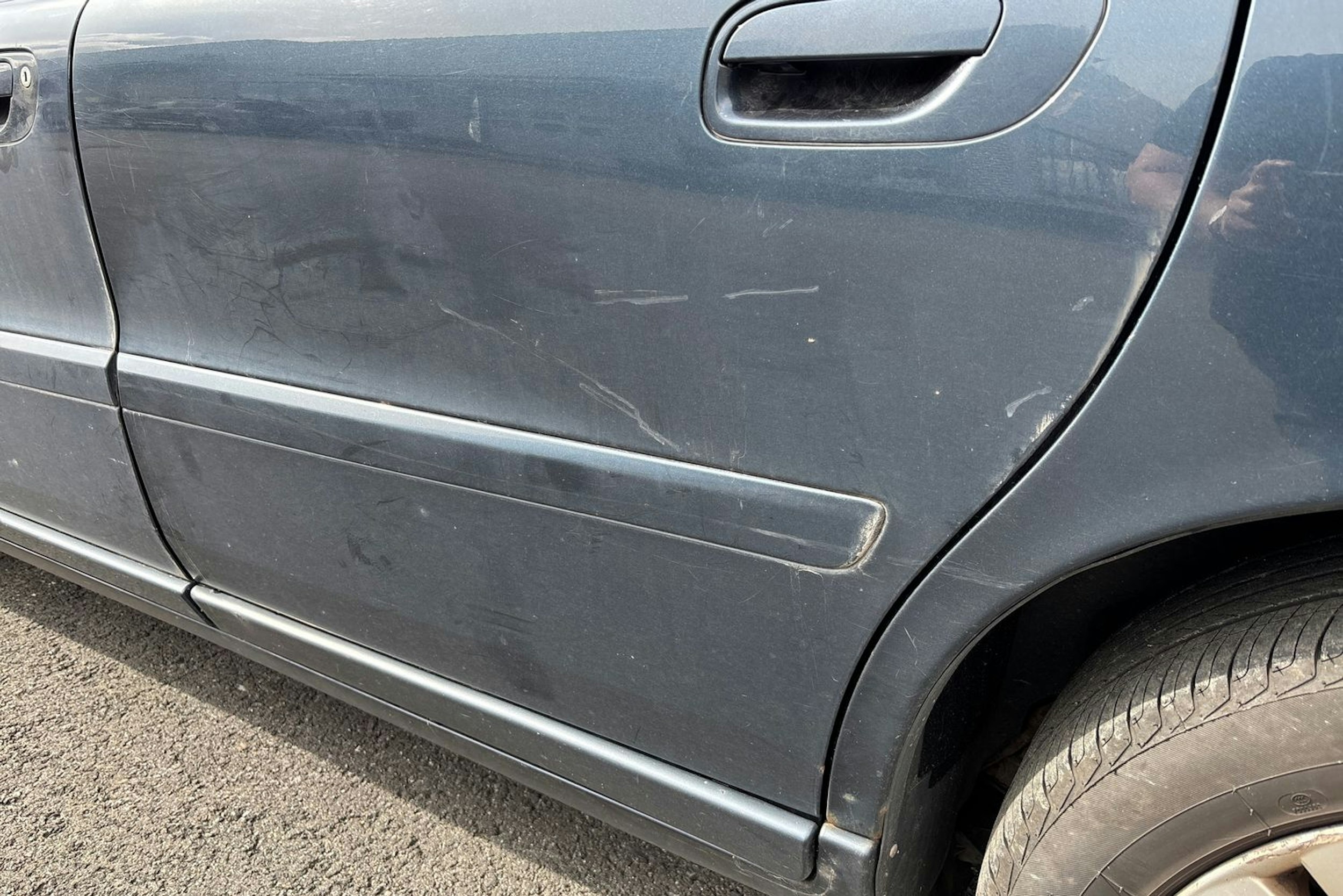 Sininen Volvo V70 2006 kuva 19.