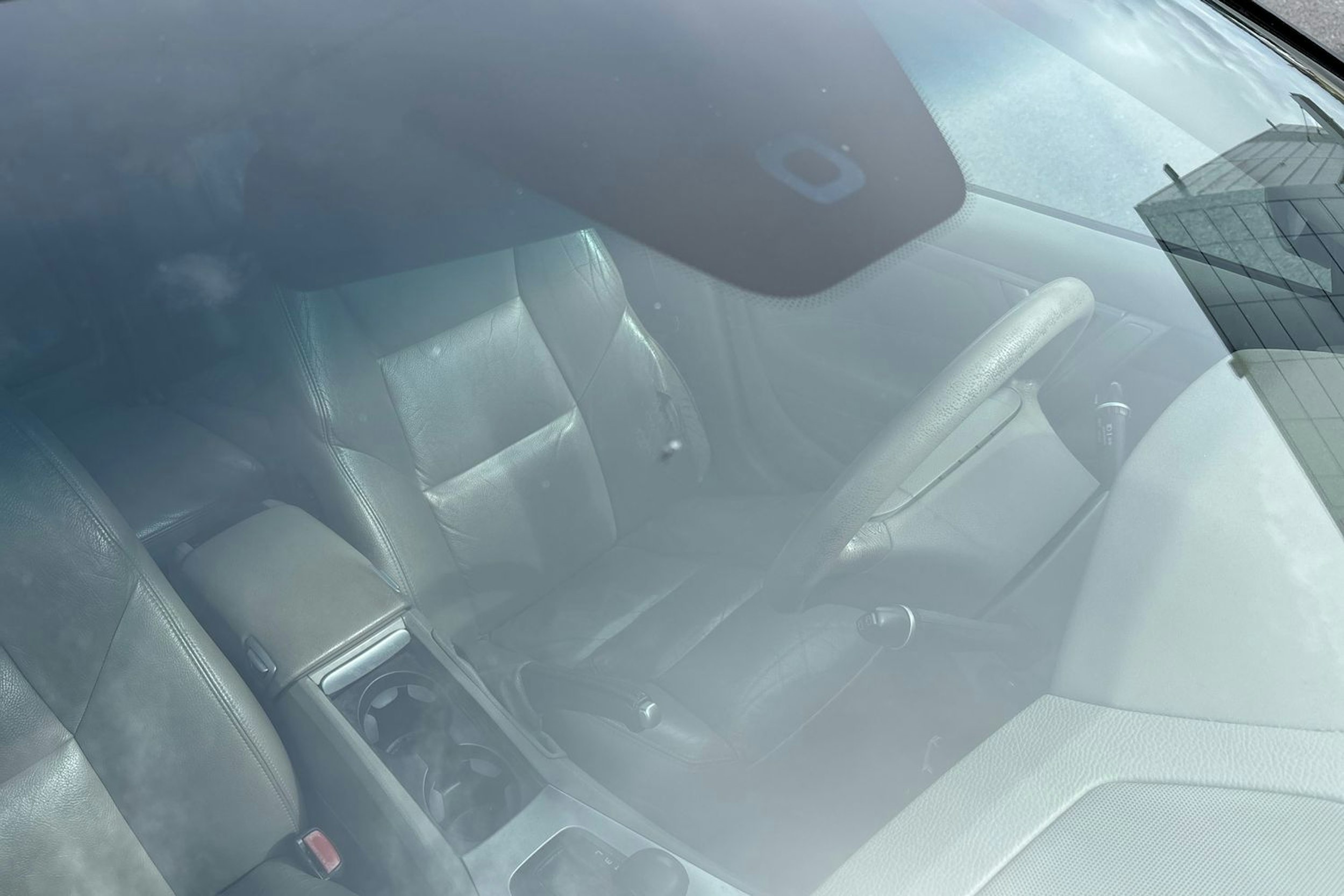 Sininen Volvo V70 2006 kuva 24.