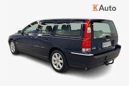 sininen Volvo V70 2006 kuva 2.