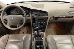 beige Volvo V70 2007 kuva 7.