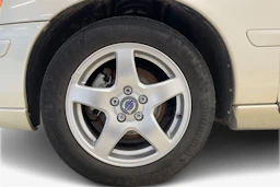 beige Volvo V70 2007 kuva 9.