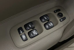 beige Volvo V70 2007 kuva 11.