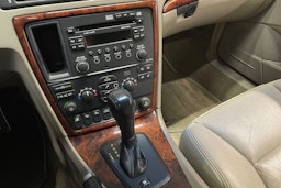 harmaa Volvo V70 2006 kuva 17.