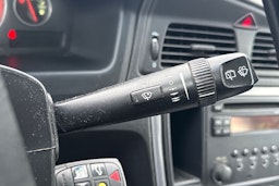 punainen Volvo V70 2006 kuva 13.