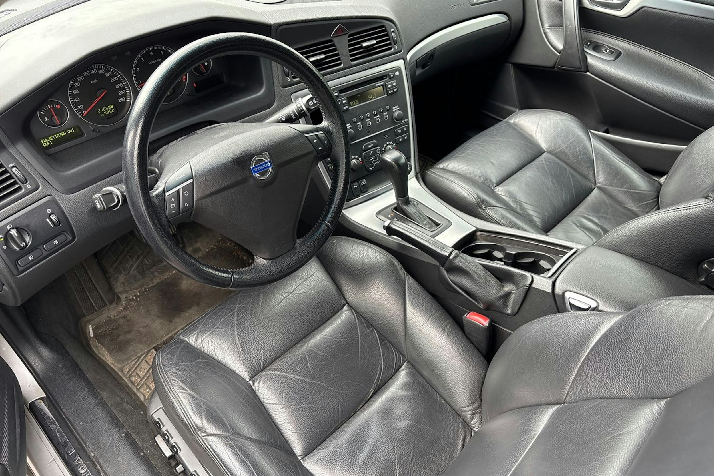 met. harmaa Volvo V70 2007 kuva 3.