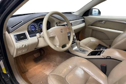 sininen Volvo V70 2008 kuva 3.