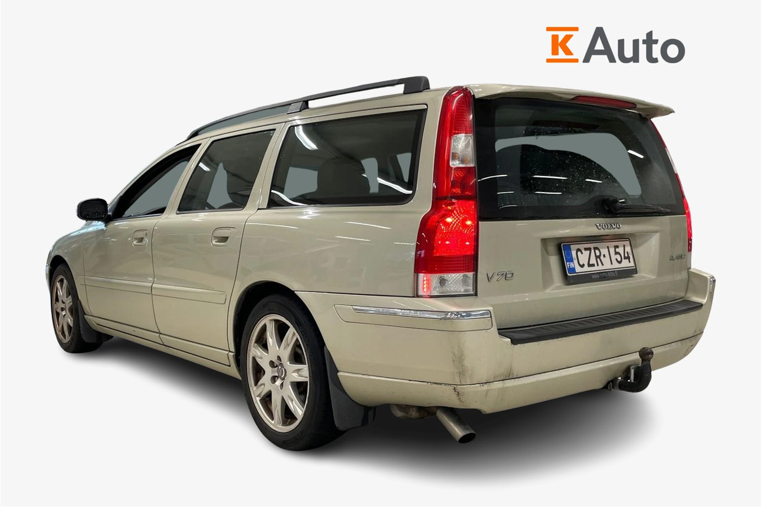 keltainen Volvo V70 2007 kuva 2.