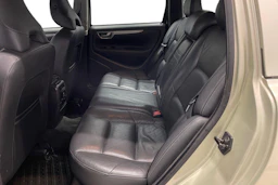 keltainen Volvo V70 2007 kuva 8.