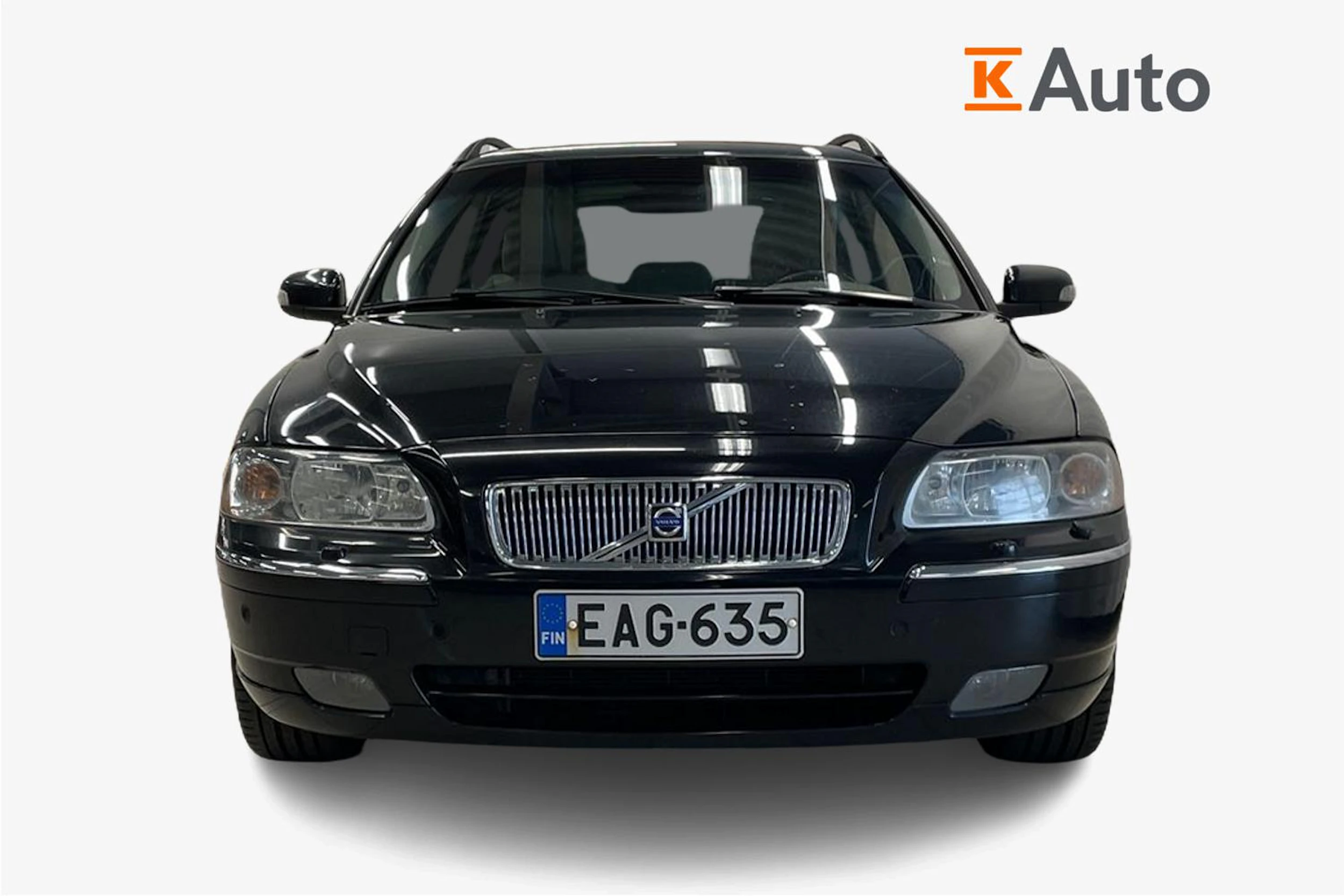 Musta Volvo V70 2007 kuva 5.