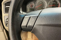 Musta Volvo V70 2007 kuva 17.