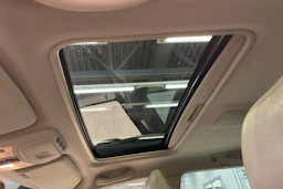 Musta Volvo V70 2007 kuva 20.