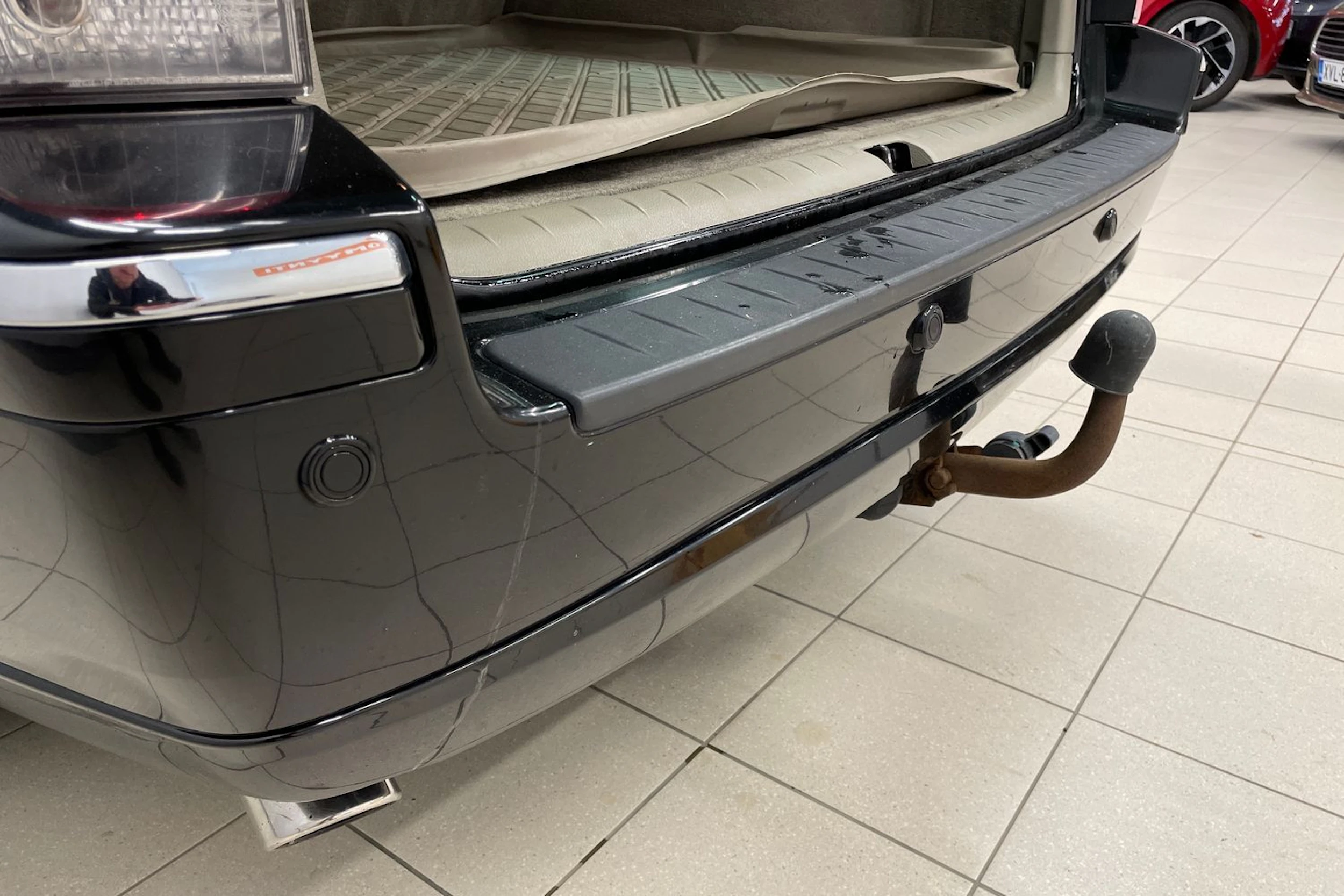 Musta Volvo V70 2007 kuva 25.