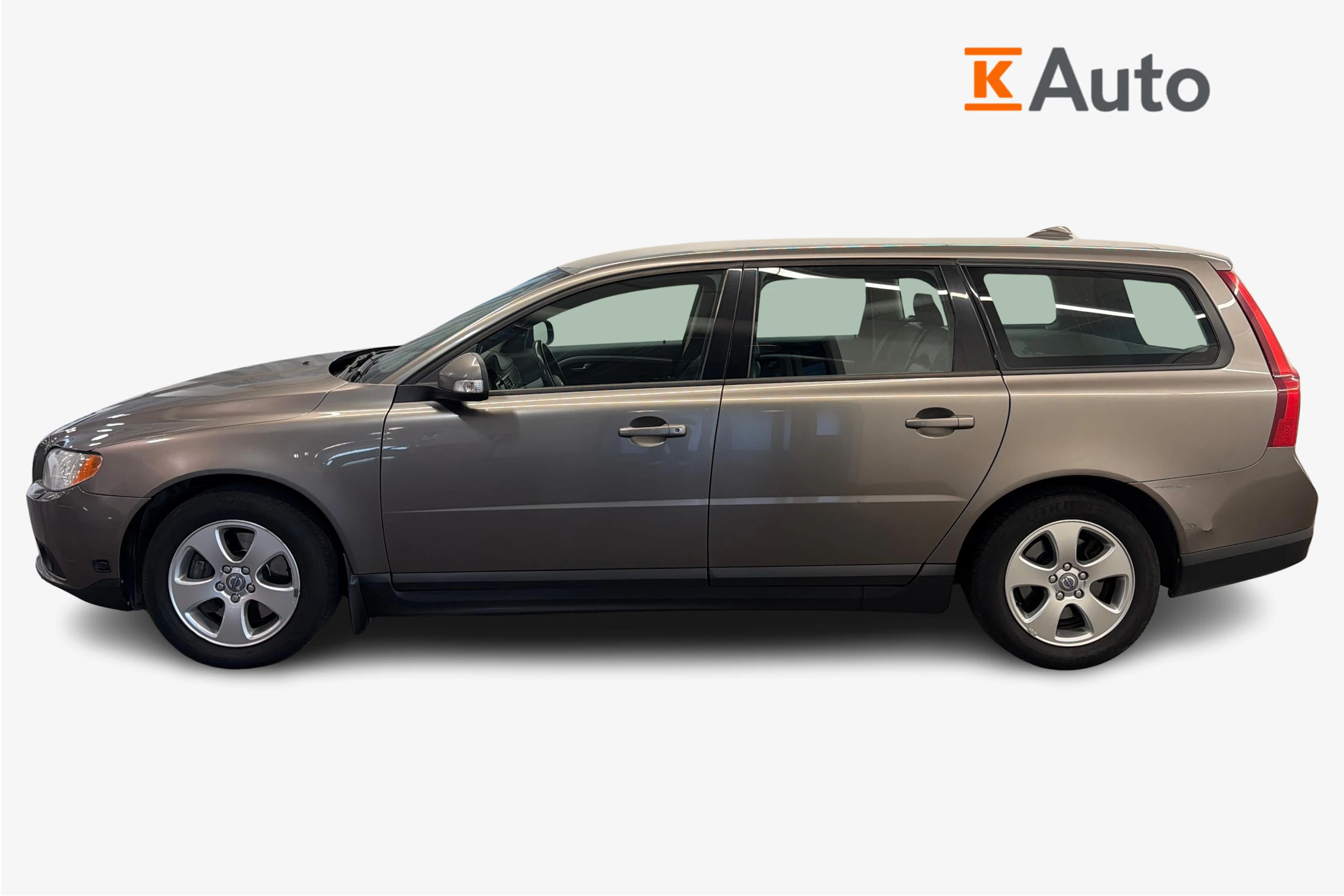 Harmaa Volvo V70 2008 kuva 5.