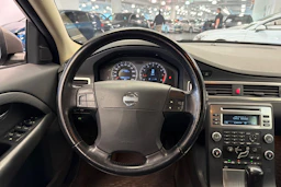 Harmaa Volvo V70 2008 kuva 11.