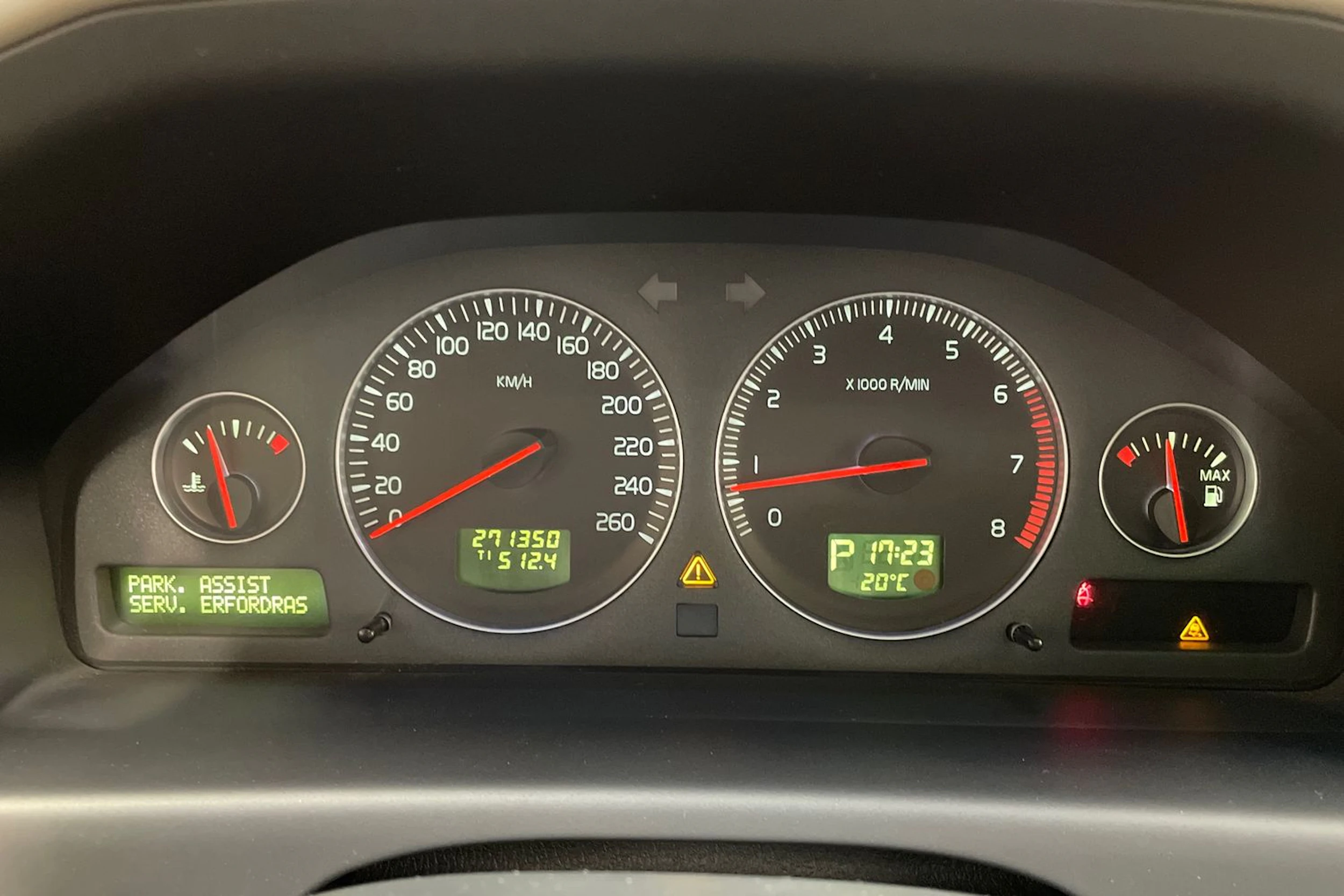 harmaa Volvo V70 2006 kuva 12.