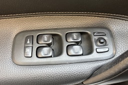 harmaa Volvo V70 2007 kuva 17.