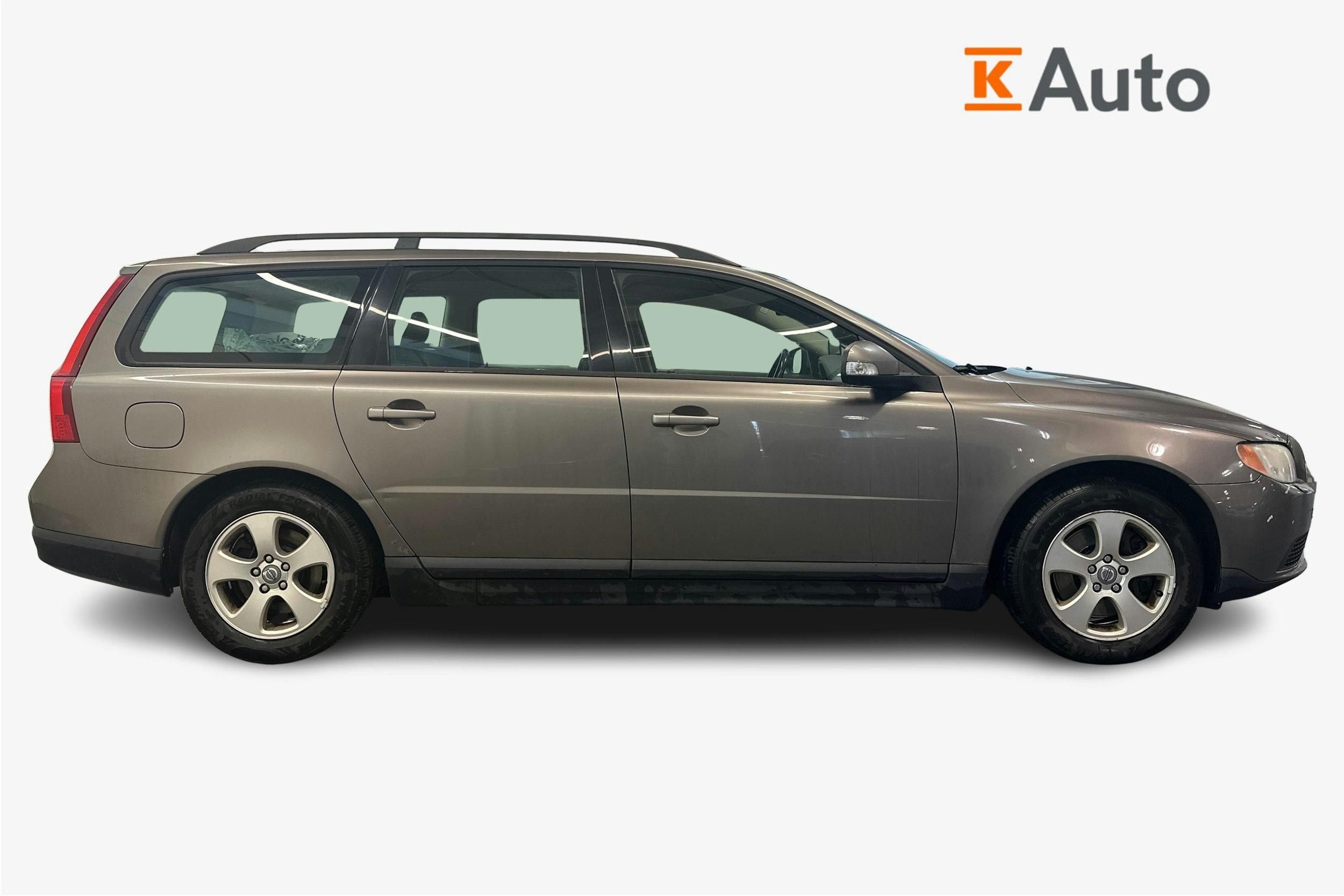 Harmaa Volvo V70 2008 kuva 6.