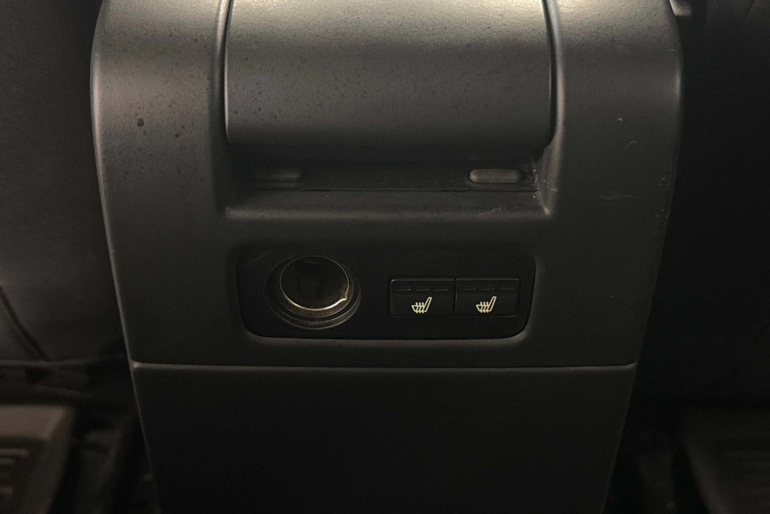 musta Volvo V70 2008 kuva 14.