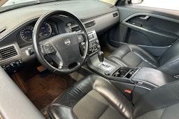 ruskea (beige) Volvo V70 2008 kuva 7.
