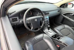 musta Volvo V70 2008 kuva 6.