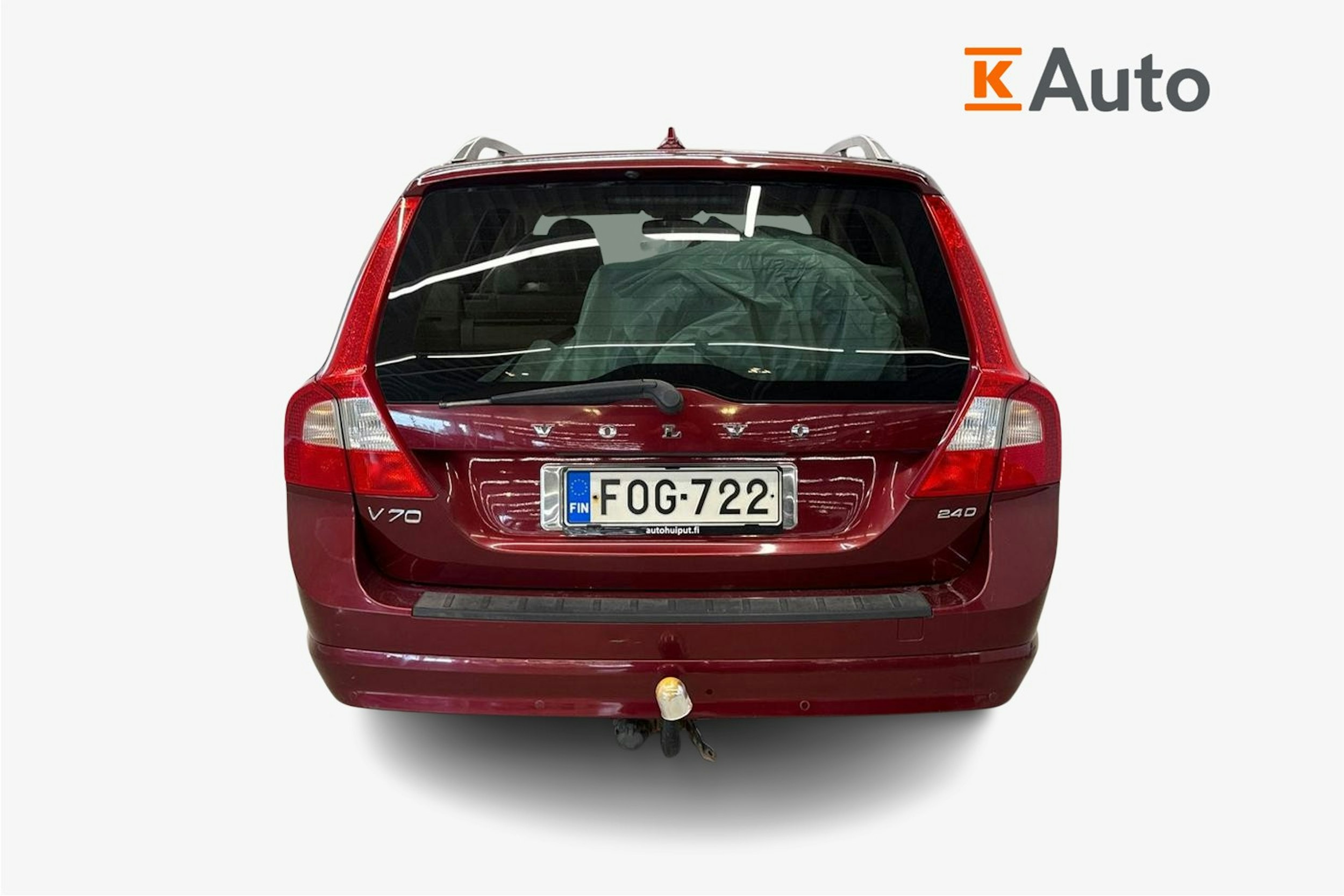 punainen Volvo V70 2008 kuva 3.