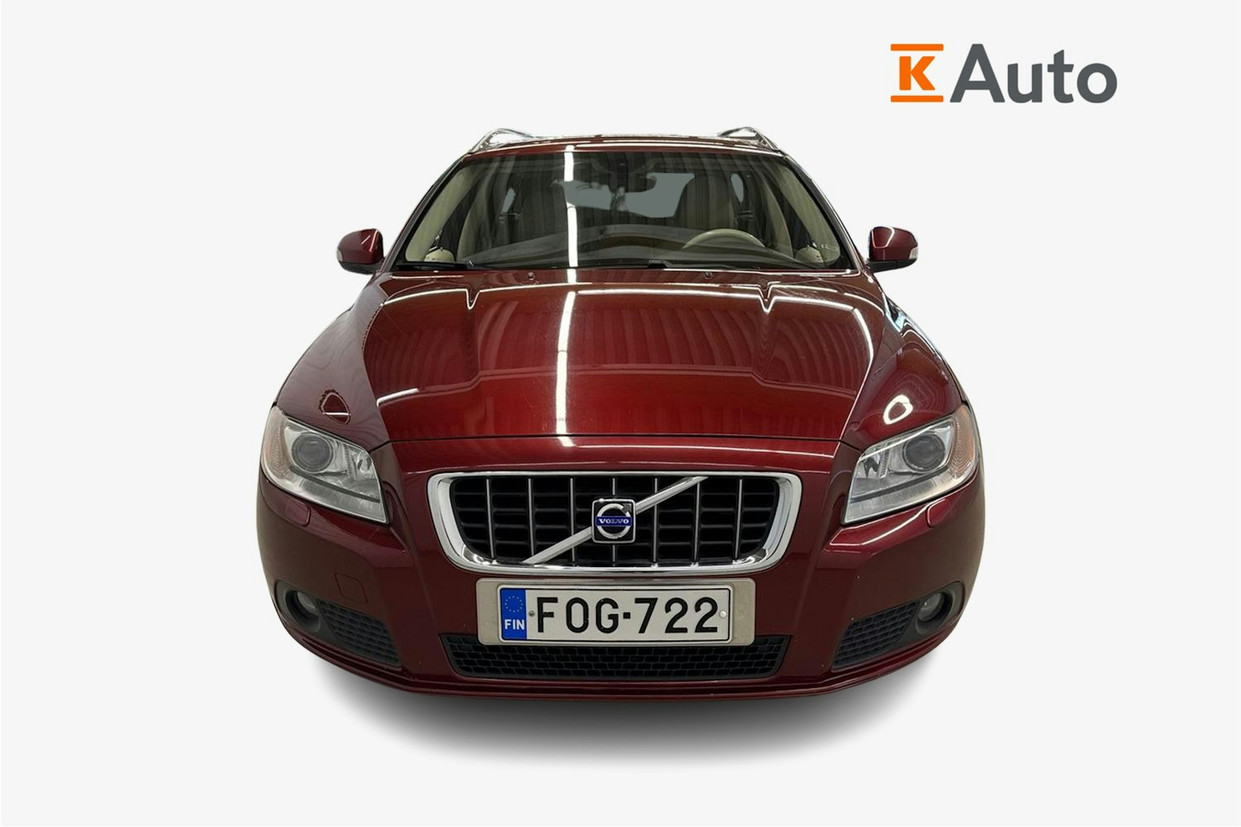 punainen Volvo V70 2008 kuva 5.