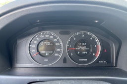Harmaa Volvo V70 2008 kuva 13.